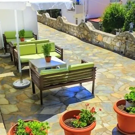 Fiamegou Hotel